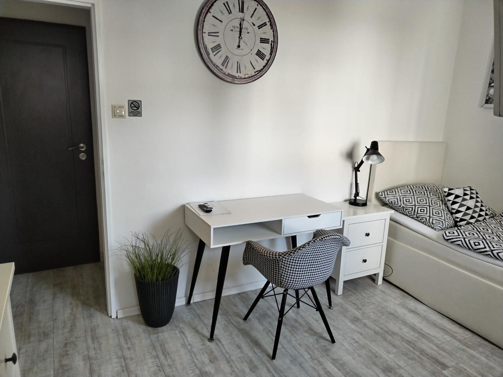 Hotel Na Baste Jablonec nad Nisou Bagian luar foto
