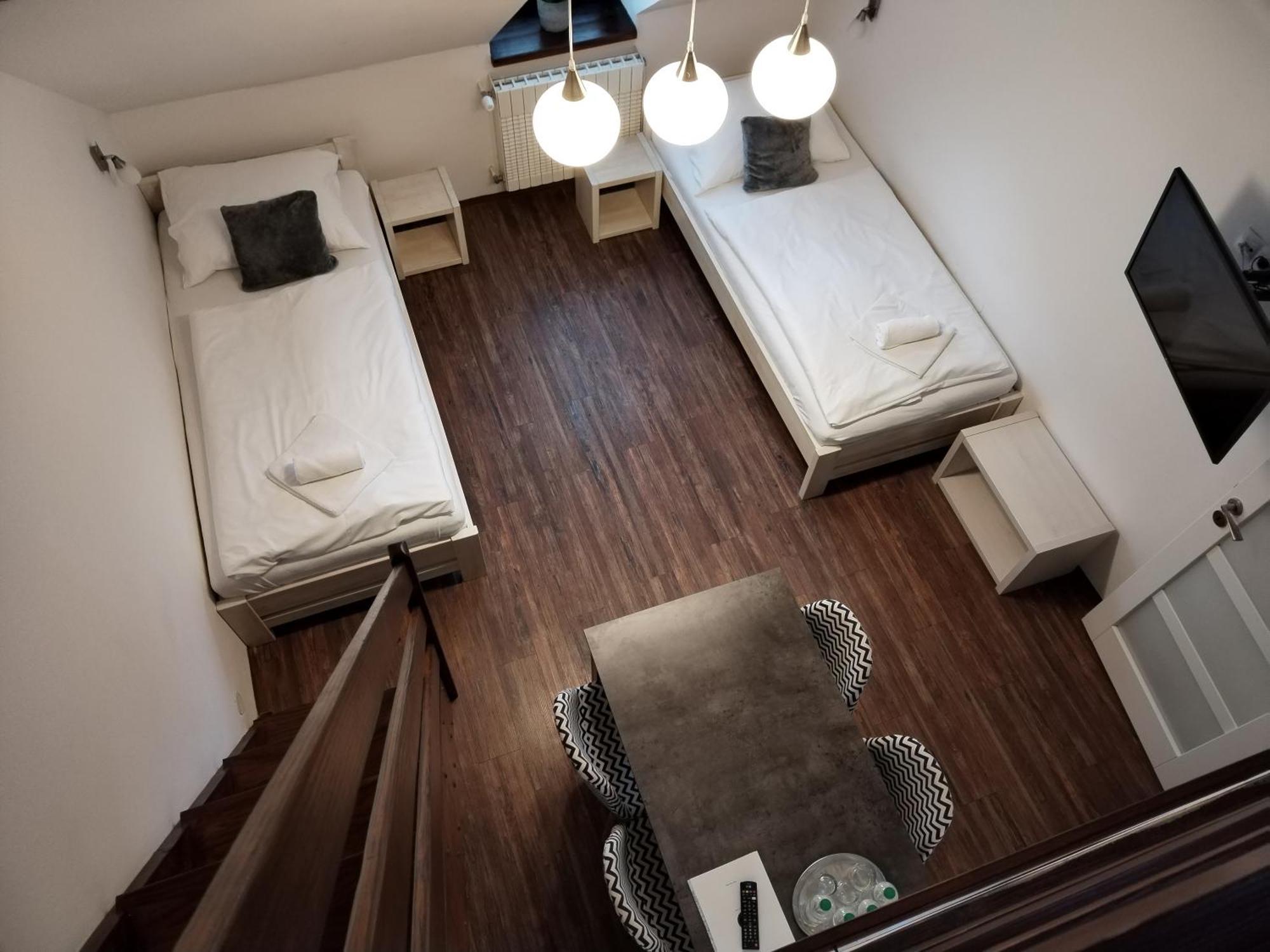 Hotel Na Baste Jablonec nad Nisou Bagian luar foto